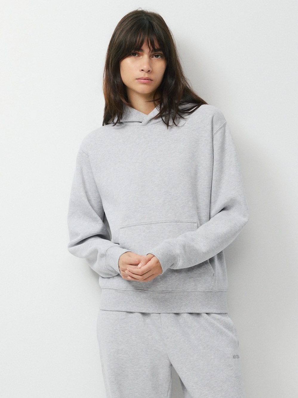BNWT ARITZIA SWEATFLEECE SWEATER